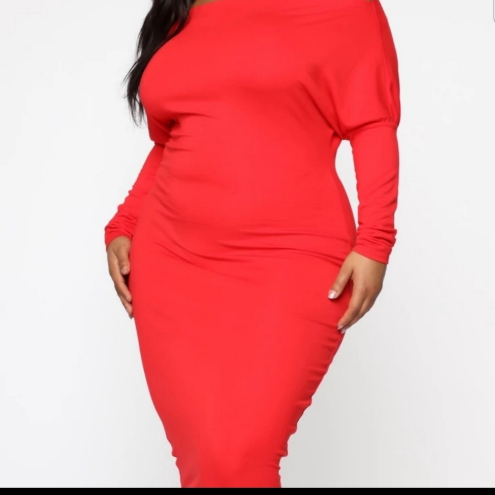 Off the Shoulder Red Dress Size 2x